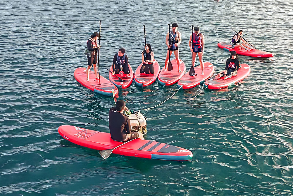 SUP立式划槳.漫遊嵵裡沙灘