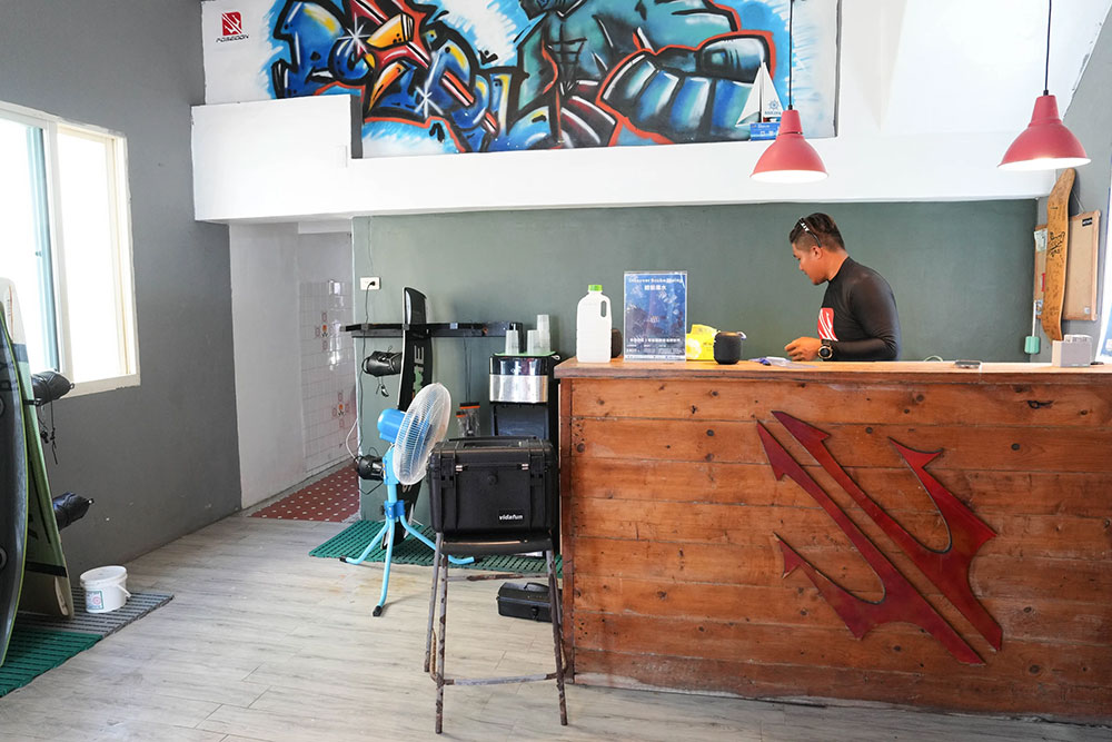 SUP立式划槳.漫遊嵵裡沙灘 / 波賽頓蒔裡店